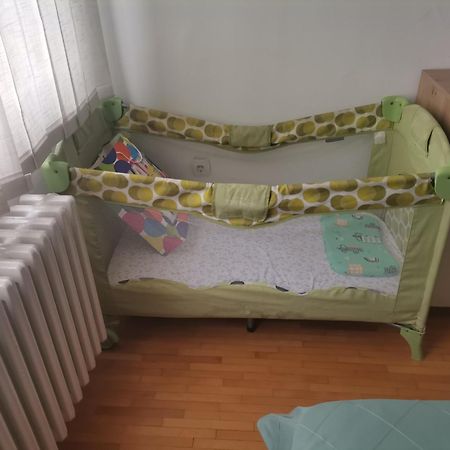 Calla 5 Apartment - Main Square, In The City Shopping Center - Parking Slot With Security And Video Camera Skopje Exteriör bild