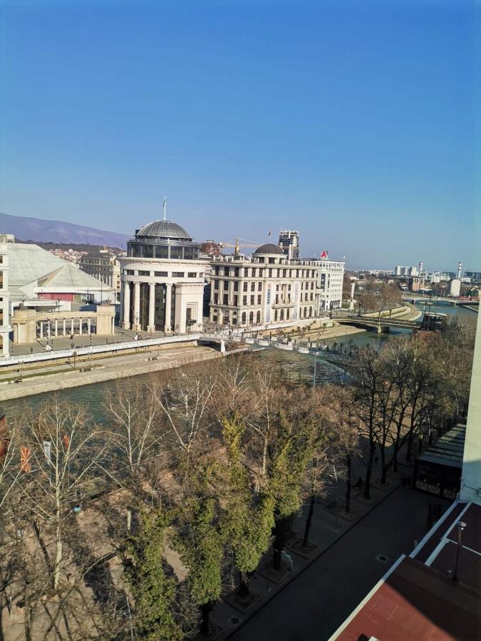 Calla 5 Apartment - Main Square, In The City Shopping Center - Parking Slot With Security And Video Camera Skopje Exteriör bild