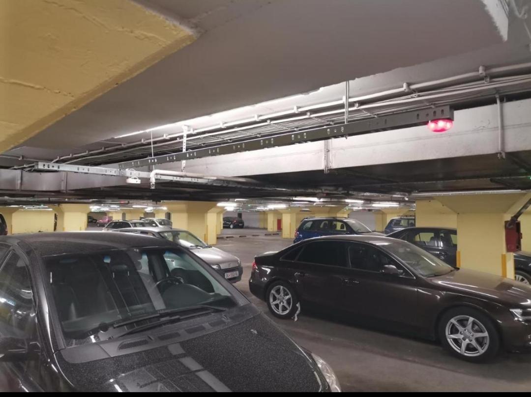 Calla 5 Apartment - Main Square, In The City Shopping Center - Parking Slot With Security And Video Camera Skopje Exteriör bild