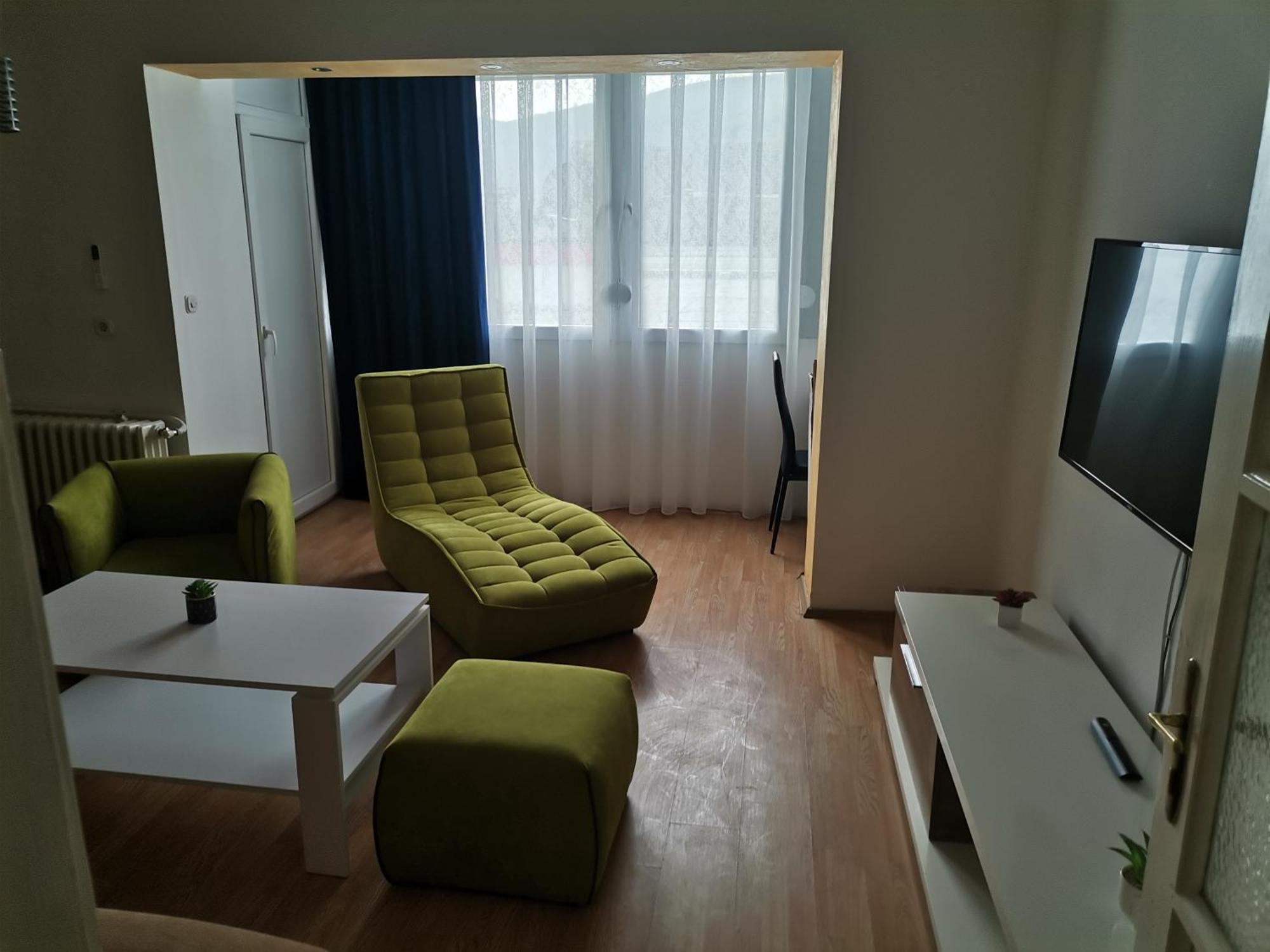 Calla 5 Apartment - Main Square, In The City Shopping Center - Parking Slot With Security And Video Camera Skopje Exteriör bild