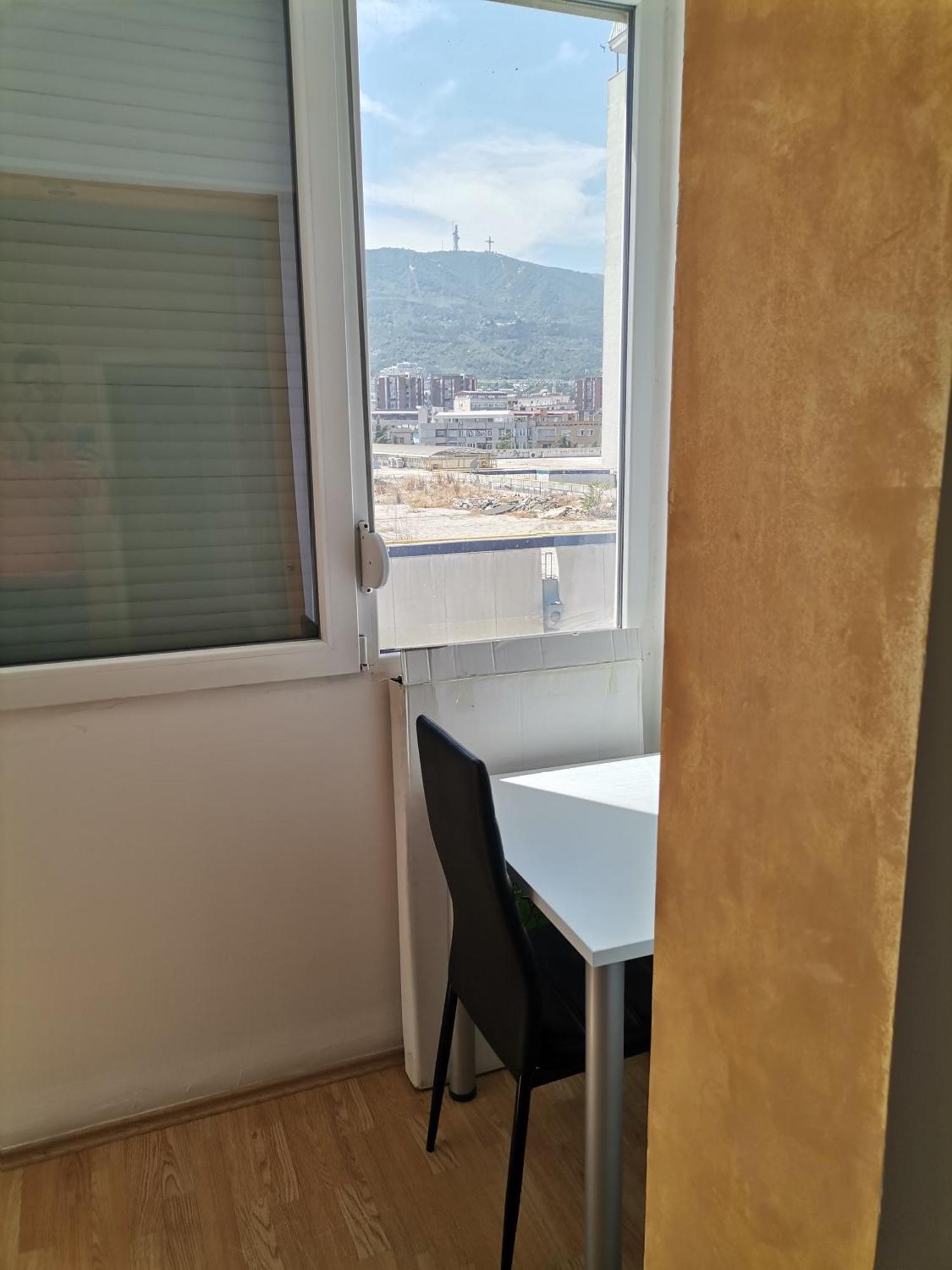 Calla 5 Apartment - Main Square, In The City Shopping Center - Parking Slot With Security And Video Camera Skopje Exteriör bild