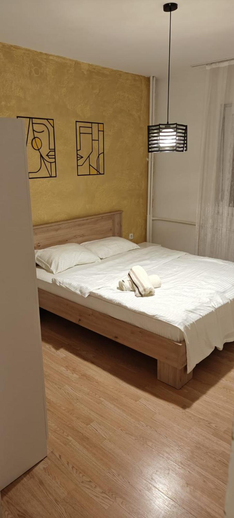 Calla 5 Apartment - Main Square, In The City Shopping Center - Parking Slot With Security And Video Camera Skopje Exteriör bild